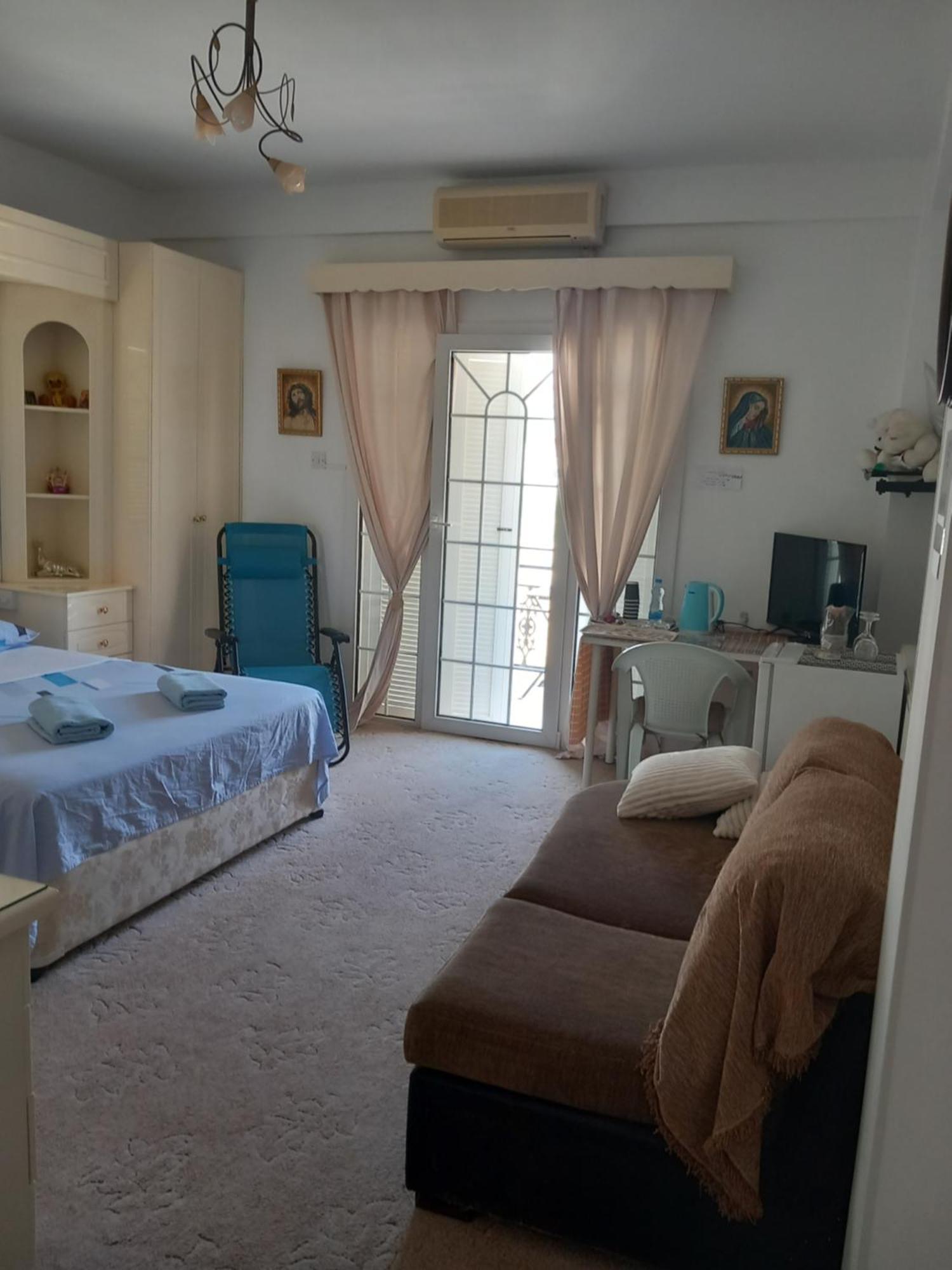 Ferienwohnung Vasilis House Dromolaxia Exterior foto